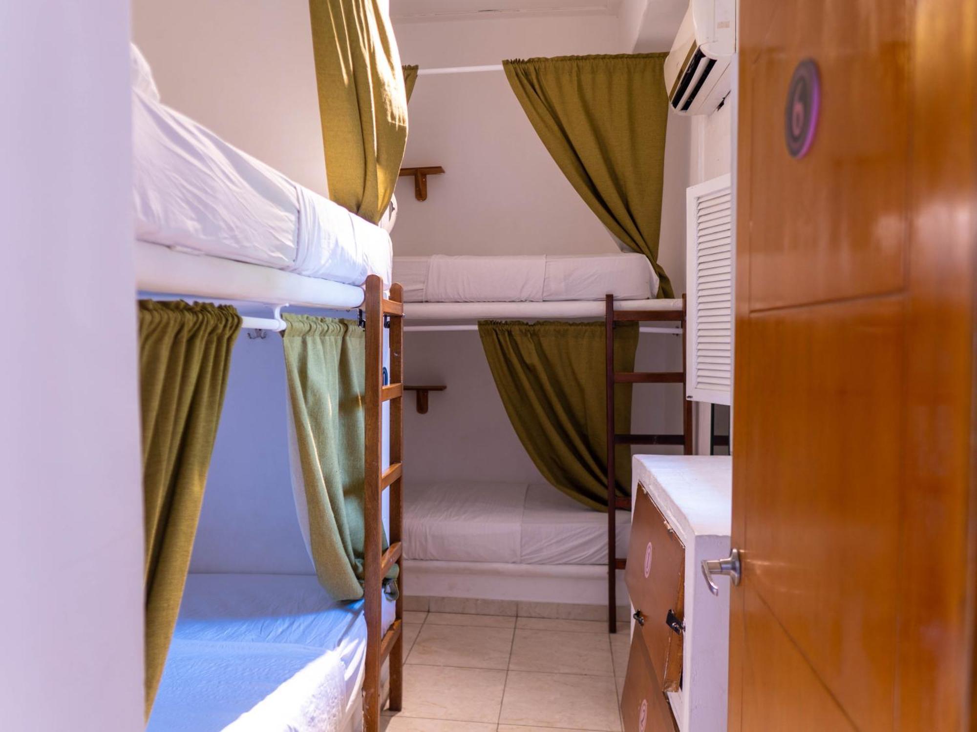Casa Zahri Boutique Hostel Cartagena Phòng bức ảnh